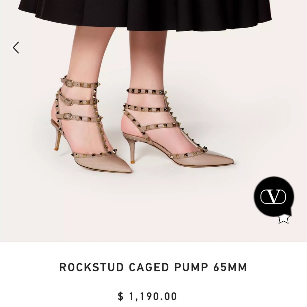 Valentino Cream Rockstud Heels, Size 38.5